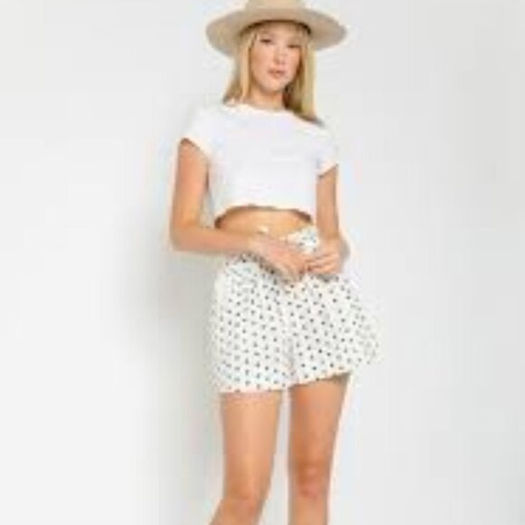 Nwt Olivaceous White Flared Shorts with Navy Polka Dots - Picture 2 of 8